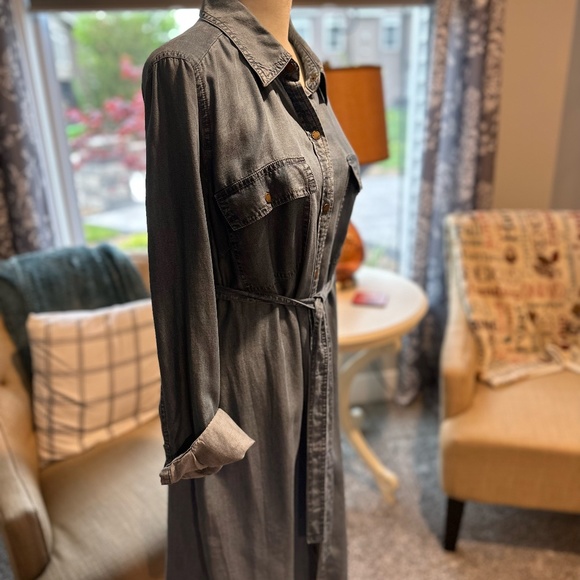 Michael Kors Denim Shirtdress, Sz L, New without Tags - Picture 2 of 10